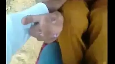 Indian porn sites presents Punjabi village girl outdoor sex with lover