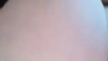 Chubby Kashmiri aunty fucking in missionary sex style