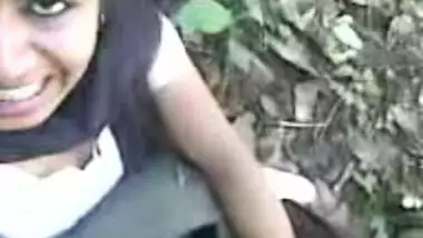 S.Indian Mallu CLGE Girl swallow her BF's CUM after BJ