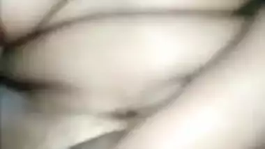 Desi mature aunty shaving her pussy hair by self and hubby recording