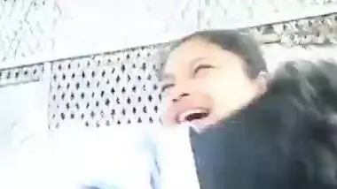 Desi lovers sex MMS video trending online