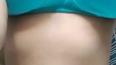 Desi Babe Teasing With Her Big Boobs-2