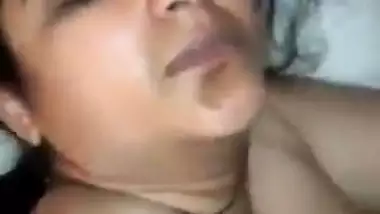 Hot Tamil aunty sex video of a busty milf and a young guy