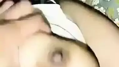 Lover presses his sleeping GF’s big boobs