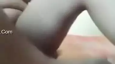 Today Exclusive- Desi Girl Record Her Nude Video For Lover