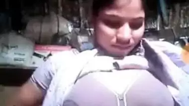 Indian love exposes her XXX titties on phone cam for online sex friend