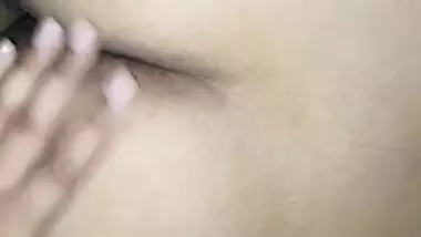 Big Ass Bhabhi Ki Chut Or Gand Me Hath Laga Ke Pani Nikala. Risky Capture For U All