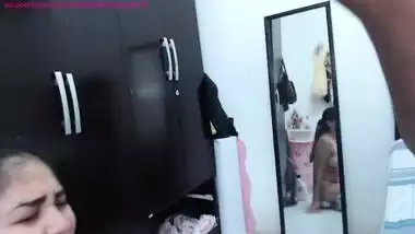 Chubby girl fucks on webcam for the first time in xxx video