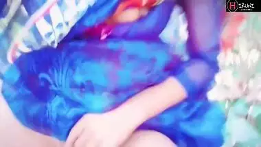 Hindi Teacher Fingering And Pissing Outdoors In Public - Indian Hindi Sex Outdoor Public