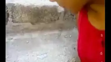 Cute young girlfriend’s outdoor blowjob