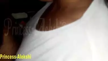 Desi bhabi sucking cock nicely