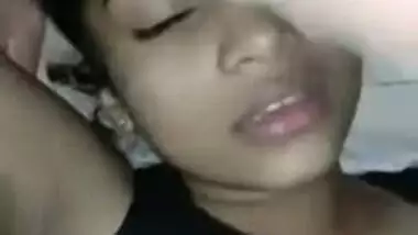 Sweet Desi babe enjoys hardcore XXX coupling for the amateur camera