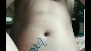 Camgirl doesn't show face not to be recognized by Indian teachers
