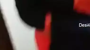 Indian can't wait to go to toilet and pisses on floor in XXX clip