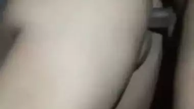 Desi lady sucks a dick and gets fuck in the Indian blue film