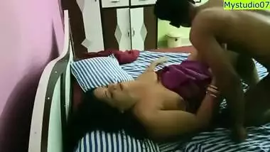 Indian Hot xxx bhabhi having sex with small penis boy! She is not happy!