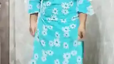 Indian-Horny-Girl-Showing-Big-Boobs-and-Pussy-in-Bathroom-310×205
