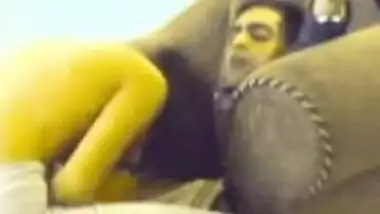 Do Indian sexy couple apme room main sex kar...