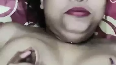 Big boob lady enjoys sex with Devar in the Bhabhi sex video