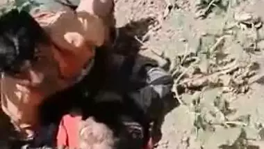 I peeked on Desi couple fucking right on the in the village on the field