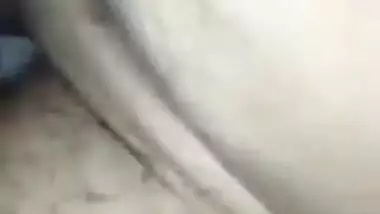 Desi slut has oral XXX sex with man who captures blowjob for MMS show