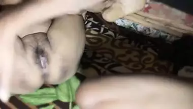 Desi indian bhabhi fucking her husband friend very hard xxx and rough in home - clear audio| bengali xxx couple