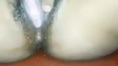 Desi wife sets the camera and takes her clothes off for XXX peeing