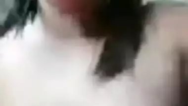 Beautiful horny Desi girl pussy fingering