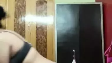 Lonely bhabhi homemade nude pic and video