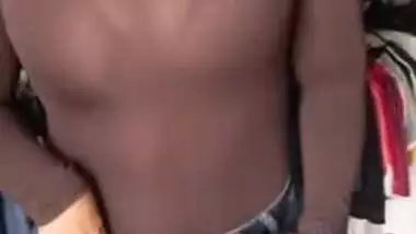 content creator He offers a boutique employee to masturbate on camera for money. Will you accept...?