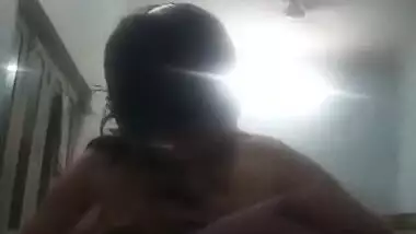Hot model takes bra off in XXX private show playing with her boobs