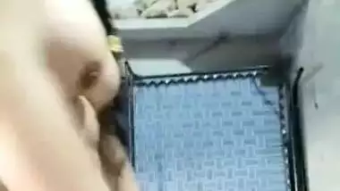 Cute lovers home sex MMS video leaked