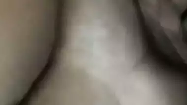 Bihari guy fucks his 18 yr old GF in the Hindi sexy video bf