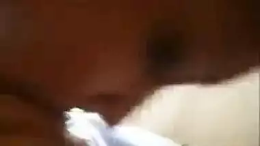 XXX sex video HD of a hawt college girl giving an astonishing orall-service to boyfriend