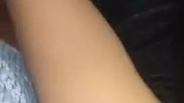Desi hottie impresses lover with XXX blowjob before sex in MMS clip