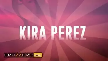 Brazzers - Kira Perez & Advoree Put Their Differences Aside & Fuck Kyle Mason In A Hardcore 3some
