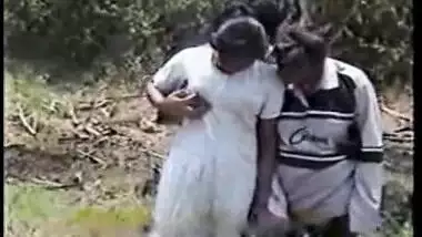 Indian sex video of Mallu village outdoor group sex with audio
