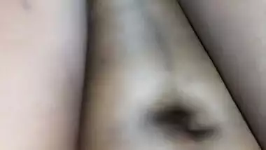 Indian Desi Bhabhi Fucked With Sisters Boyfriend In Oyo Hotel, Video By Hotel Manager With Hindi Audio