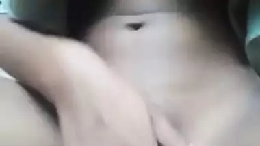 Indian beauty got pussy wet and bared it to masturbates in XXX way