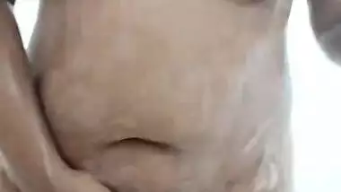 Big Boobs Desi Babe Ashrina On Cam part-6