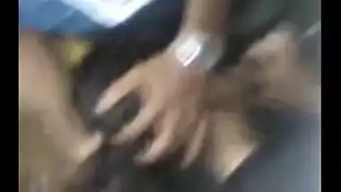 Hidden cam records Indian sex mms of office girl with co-worker