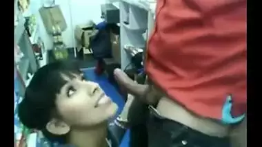 XXX sex videos of Assamese angel giving fellatio to Bangalore store owner