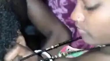 Hidden under the blanket Desi lover has hot oral XXX sex on camera