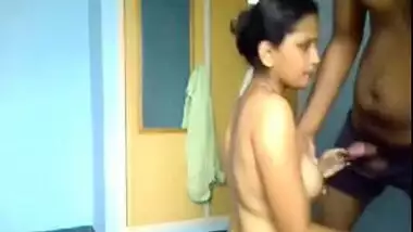 Desi maid home sex with owner’s son for huge cash