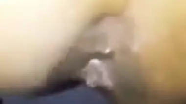 Desi girl has XXX hole fucked by the amateur MMS cameraman close-up