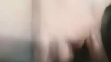 Sri Lankan Girl Pussy Mssage Alone Home