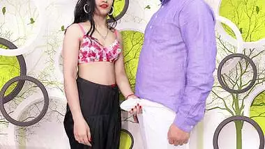 Indian Step-daughter Seduces Her Stepfather For Sex And Blowjob With Dirty Talks
