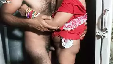 Sasur Ne Bahu Se Bola Pith Pe Oil Laga Do, Fir Gate Par Hi Chod Diya