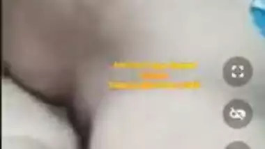 Desi wife is banged by husband with mask in an MMS show of XXX sex