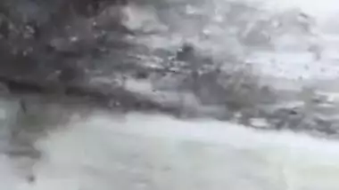 Desi chick puts her sex legs in water performing a XXX washing show